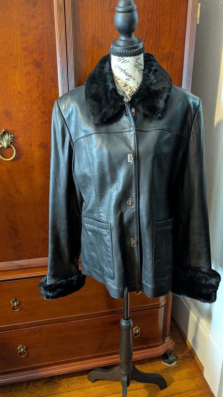 Anne Klein Vintage Womens Genuine Leather Jacket Faux Fur Collar Cuffs Black Med
